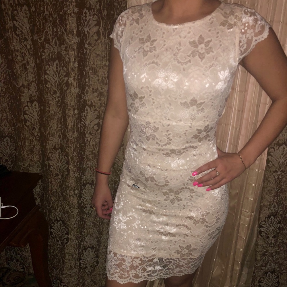 Hot Miami style lace dress